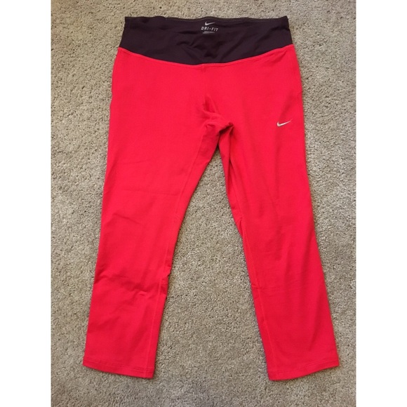 SOLD! Nike Running 7/8 Leggings - Picture 2 of 5